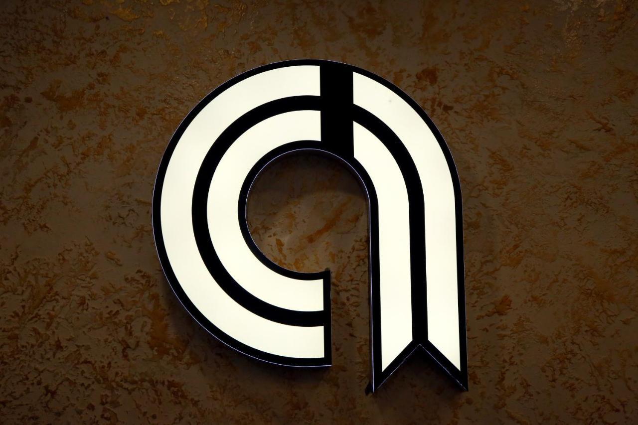 Apollo Court Hotel Csennai Kültér fotó